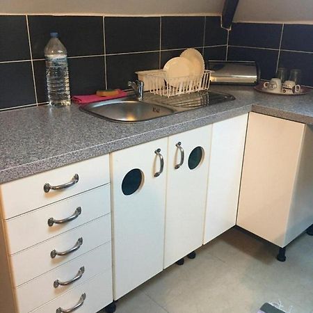 Room Near The Center With Bathroom And Kitchen ブリュッセル エクステリア 写真